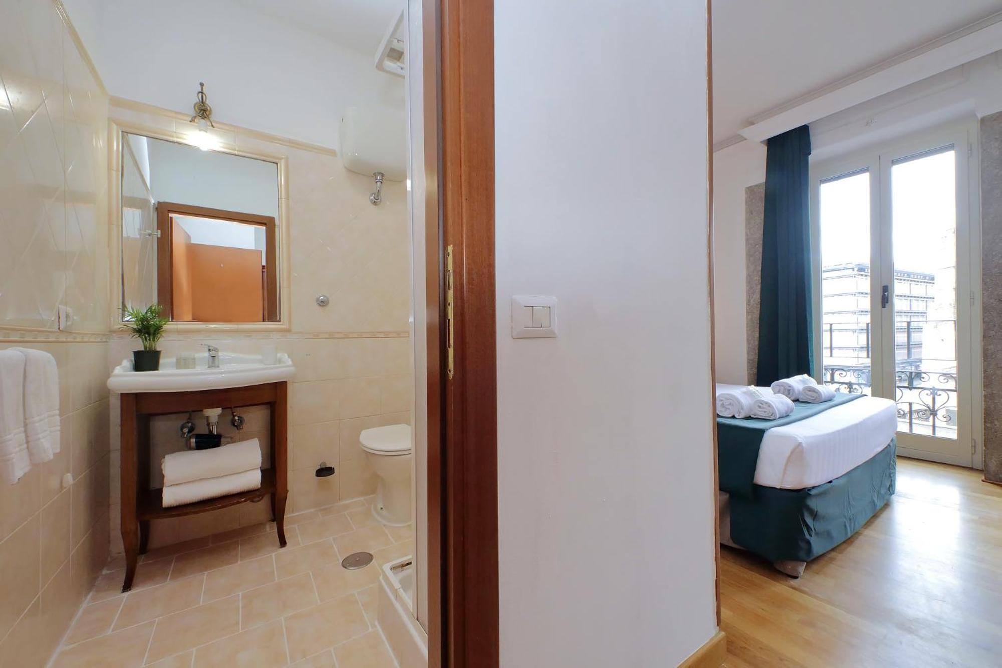 Romulus Rooms Bagian luar foto