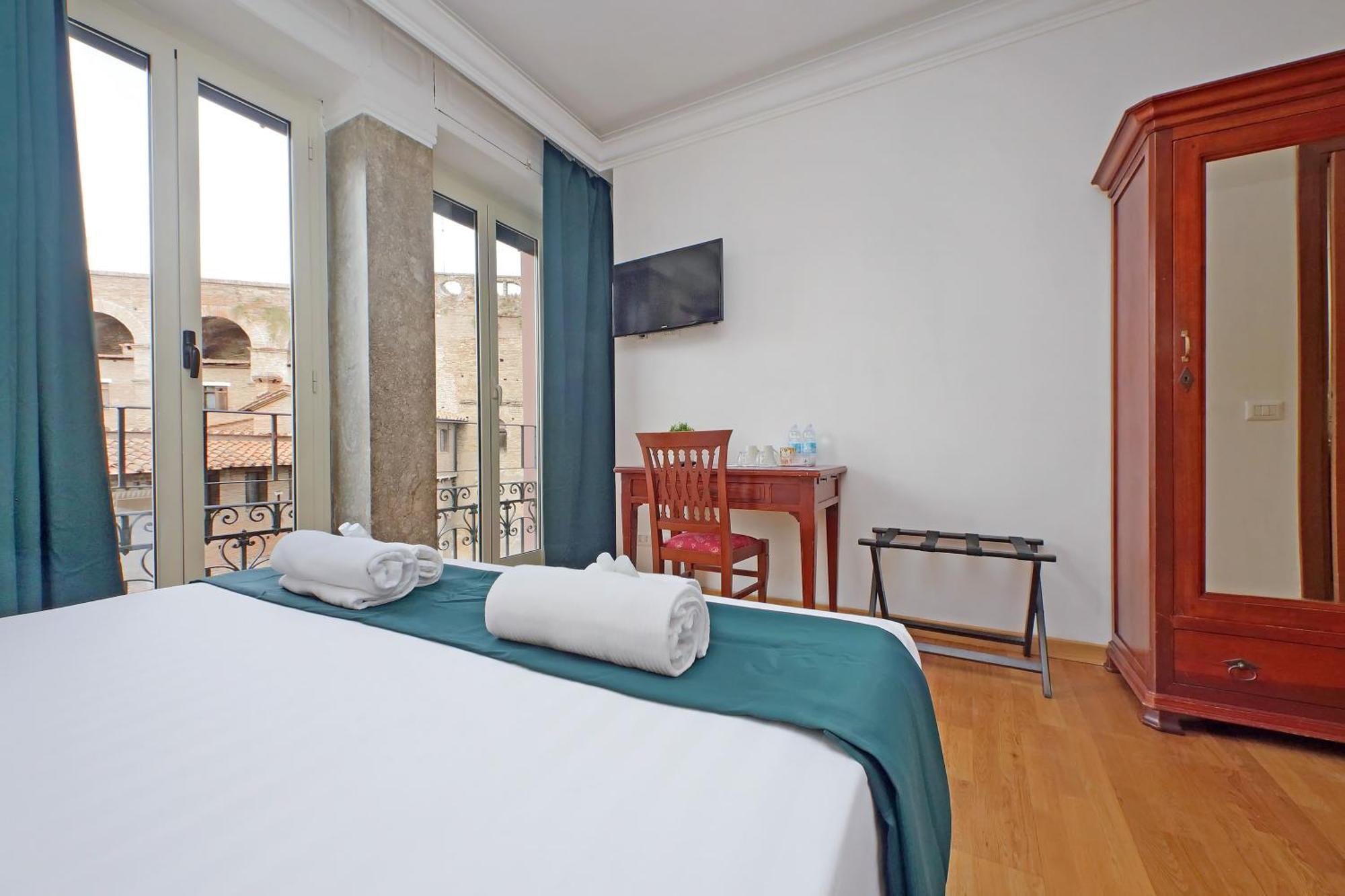 Romulus Rooms Bagian luar foto