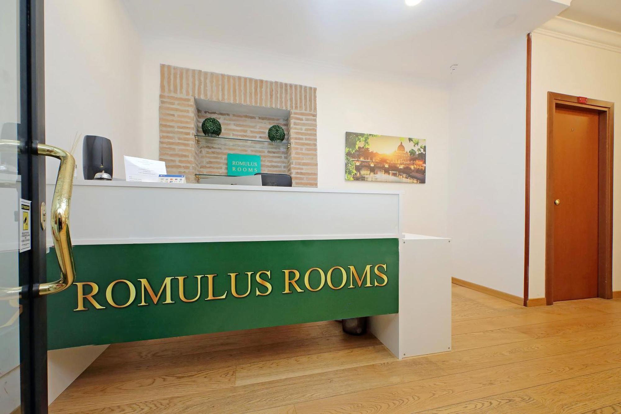 Romulus Rooms Bagian luar foto